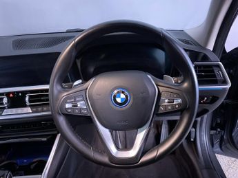 BMW 3 SERIES 2.0 330e 12kWh Sport Pro Touring 5dr Petrol Plug-in Hybrid Auto 