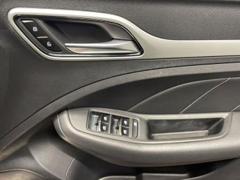 MG MG ZS 44.5kWh Exclusive SUV 5dr Electric Auto (143 ps)