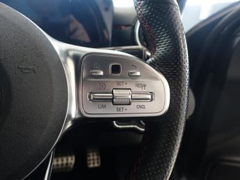 MERCEDES-BENZ A-CLASS 1.3 A180 AMG Line Hatchback 5dr Petrol 7G-DCT Euro 6 (s/s) (136 