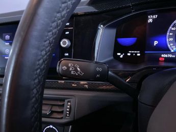 VOLKSWAGEN POLO 1.0 TSI Life Hatchback 5dr Petrol DSG Euro 6 (s/s) (95 ps)