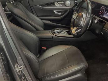 MERCEDES-BENZ E-CLASS 2.0 E220d AMG Line Night Edition (Premium Plus) Saloon 4dr Diese