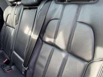 LAND ROVER RANGE ROVER SPORT 3.0 SD V6 HSE SUV 5dr Diesel Auto 4WD Euro 6 (s/s) (306 ps)