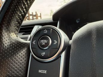 LAND ROVER RANGE ROVER SPORT 3.0 SD V6 HSE SUV 5dr Diesel Auto 4WD Euro 6 (s/s) (306 ps)