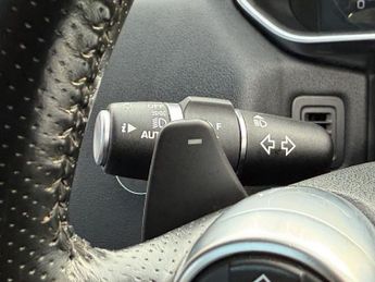 LAND ROVER RANGE ROVER SPORT 3.0 SD V6 HSE SUV 5dr Diesel Auto 4WD Euro 6 (s/s) (306 ps)