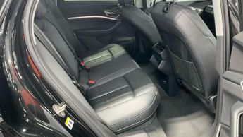 AUDI E-TRON 55 SUV 5dr Electric Auto quattro 95kWh (408 ps)
