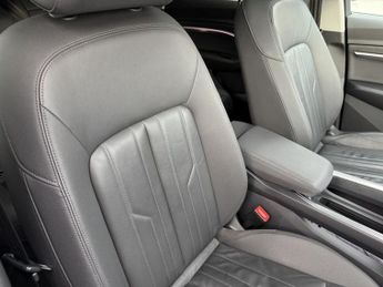 AUDI E-TRON 55 SUV 5dr Electric Auto quattro 95kWh (408 ps)