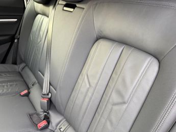 AUDI E-TRON 55 SUV 5dr Electric Auto quattro 95kWh (408 ps)