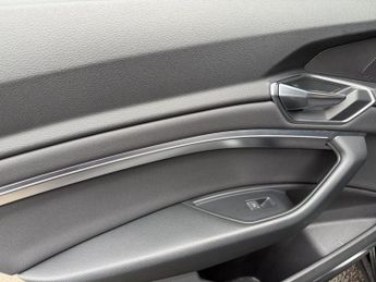 AUDI E-TRON 55 SUV 5dr Electric Auto quattro 95kWh (408 ps)