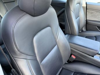 TESLA Model 3 (Dual Motor) Long Range Saloon 4dr Electric Auto 4WDE (346 ps)