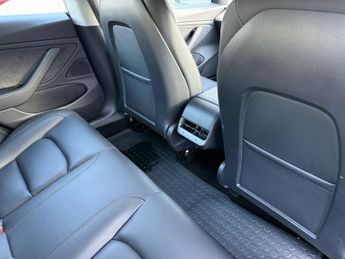 TESLA Model 3 (Dual Motor) Long Range Saloon 4dr Electric Auto 4WDE (346 ps)