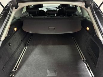 AUDI A6 AVANT 2.0 TDI ultra SE Estate 5dr Diesel S Tronic Euro 6 (s/s) (190 ps