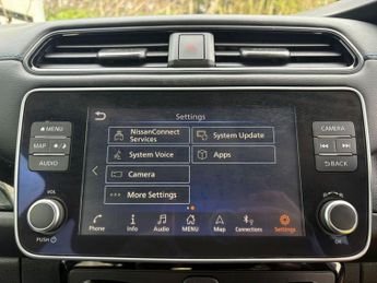 NISSAN LEAF 39kWh Tekna Hatchback 5dr Electric Auto (150 ps)