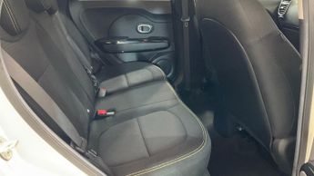 KIA SOUL 1.6 CRDi Mixx SUV 5dr Diesel Manual Euro 5 (126 bhp) ***DRIVE AW