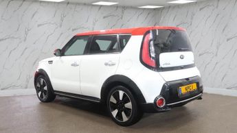 KIA SOUL 1.6 CRDi Mixx SUV 5dr Diesel Manual Euro 5 (126 bhp) ***DRIVE AW