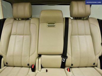 LAND ROVER RANGE ROVER 4.4 SD V8 Autobiography SUV 5dr Diesel Auto 4WD Euro 6 (s/s) (33