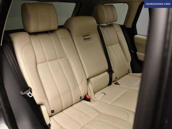 LAND ROVER RANGE ROVER 4.4 SD V8 Autobiography SUV 5dr Diesel Auto 4WD Euro 6 (s/s) (33