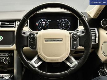 LAND ROVER RANGE ROVER 4.4 SD V8 Autobiography SUV 5dr Diesel Auto 4WD Euro 6 (s/s) (33