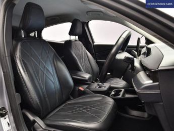 FORD MUSTANG MACH-E Standard Range 70kWh SUV 5dr Electric Automatic (269 ps)