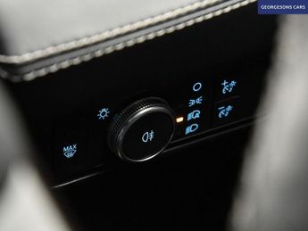 FORD MUSTANG MACH-E Standard Range 70kWh SUV 5dr Electric Automatic (269 ps)