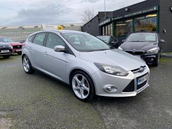 Ford Focus 1.6 TDCi Titanium Navigator Hatchback 5dr Diesel Manual Euro 5 (