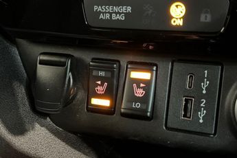 NISSAN LEAF 40kWh Tekna Hatchback 5dr Electric Auto (150 ps) Heat Pack, LED 