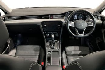 VOLKSWAGEN PASSAT 1.5 TSI EVO SEL Estate 5dr Petrol DSG Euro 6 (s/s) (150 ps) Fron