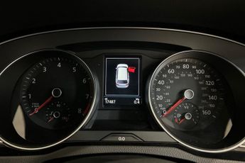 VOLKSWAGEN PASSAT 1.5 TSI EVO SEL Estate 5dr Petrol DSG Euro 6 (s/s) (150 ps) Fron