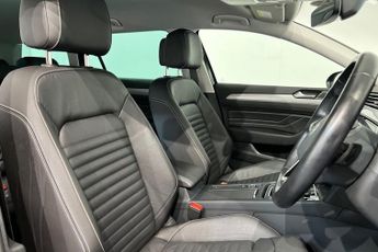VOLKSWAGEN PASSAT 1.5 TSI EVO SEL Estate 5dr Petrol DSG Euro 6 (s/s) (150 ps) Fron
