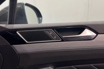 VOLKSWAGEN PASSAT 1.5 TSI EVO SEL Estate 5dr Petrol DSG Euro 6 (s/s) (150 ps) Fron