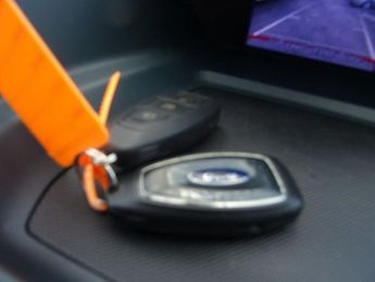 FORD GRAND C-MAX 2.0 TDCi Titanium MPV 5dr Diesel Powershift Euro 5 (140 ps)