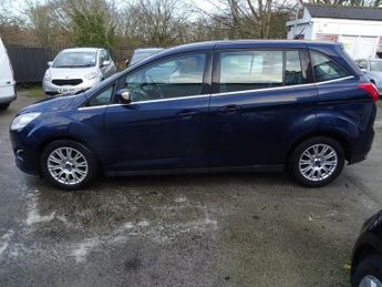 FORD GRAND C-MAX 2.0 TDCi Titanium MPV 5dr Diesel Powershift Euro 5 (140 ps)