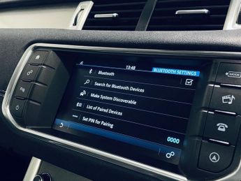 LAND ROVER RANGE ROVER EVOQUE 2.0 TD4 SE Tech SUV 5dr Diesel Auto 4WD Euro 6 (s/s) (180 ps)