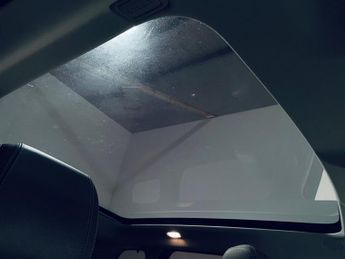 LAND ROVER RANGE ROVER EVOQUE 2.0 TD4 SE Tech SUV 5dr Diesel Auto 4WD Euro 6 (s/s) (180 ps)