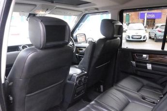 LAND ROVER DISCOVERY 4 3.0 SD V6 HSE Luxury SUV 5dr Diesel Auto 4WD Euro 5 (255 bhp)