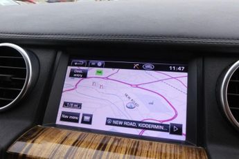 LAND ROVER DISCOVERY 4 3.0 SD V6 HSE Luxury SUV 5dr Diesel Auto 4WD Euro 5 (255 bhp)