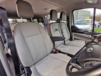 FORD TOURNEO CUSTOM 2.0 320 EcoBlue Zetec Minibus Double Cab 5dr Diesel Manual L2 Eu