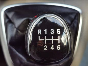 FORD TOURNEO CUSTOM 2.0 320 EcoBlue Zetec Minibus Double Cab 5dr Diesel Manual L2 Eu