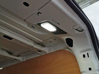 FORD TRANSIT CUSTOM 2.0 300 EcoBlue Limited Panel Van 5dr Diesel Manual L2 H1 Euro 6