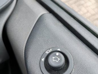 FORD TRANSIT CUSTOM 2.0 300 EcoBlue Limited Panel Van 5dr Diesel Manual L2 H1 Euro 6