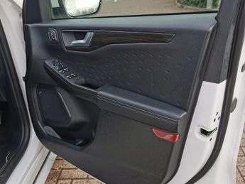 FORD KUGA 2.0 EcoBlue MHEV Vignale SUV 5dr Diesel Manual Euro 6 (s/s) (150