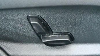 MERCEDES-BENZ C-CLASS 2.1 C220d SE Executive Edition Saloon 4dr Diesel 7G-Tronic+ Euro