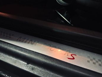 MINI COUPE 1.6 Cooper S Coupe 2dr Petrol Auto Euro 5 (184 ps)