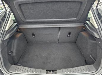 FORD FOCUS AUTOMATIC 1.6 Titanium Hatchback 5dr Petrol Powershift Euro 6 (1