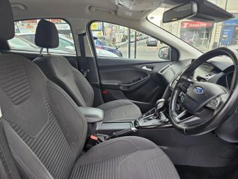 FORD FOCUS AUTOMATIC 1.6 Titanium Hatchback 5dr Petrol Powershift Euro 6 (1