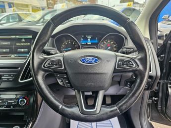 FORD FOCUS AUTOMATIC 1.6 Titanium Hatchback 5dr Petrol Powershift Euro 6 (1