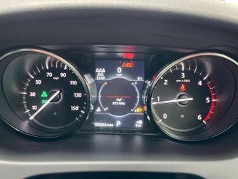 LAND ROVER DISCOVERY SPORT 2.0 TD4 Landmark SUV 5dr Diesel Auto 4WD Euro 6 (s/s) (180 ps)