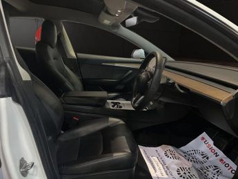 TESLA Model 3 Saloon 4dr Electric Auto RWD (241 bhp)