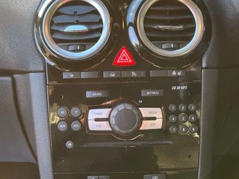 VAUXHALL CORSA 1.4 16V SE Hatchback 5dr Petrol Auto Euro 5 (100 ps)