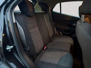 VAUXHALL MOKKA 1.4i Turbo Tech Line SUV 5dr Petrol Auto 2WD Euro 6 (140 ps)