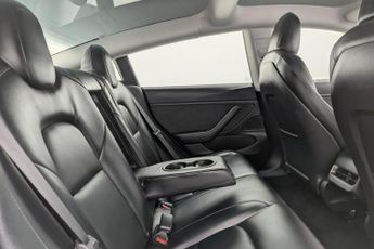 TESLA Model 3 Standard Range Plus Saloon 4dr Electric Auto RWD (241 bhp)
